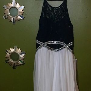 Formal dress size 21 Speechless